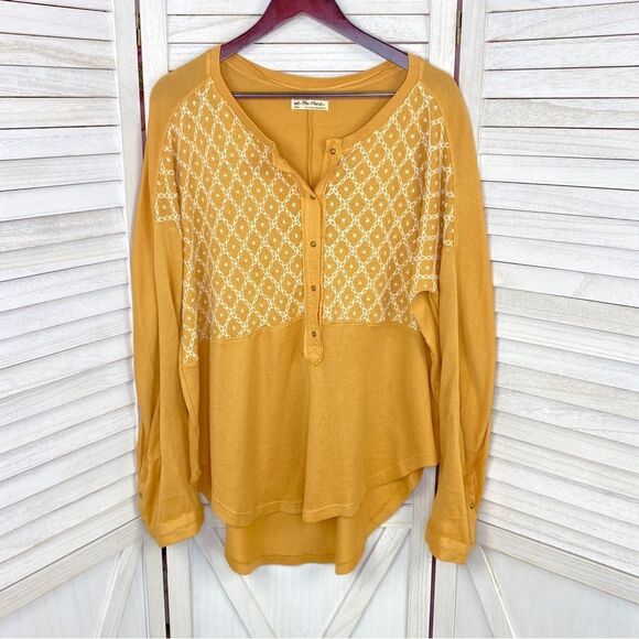 Free People Free Spirt Embroidered Knit Henley Top Peach Fuzz XS - Picture 9 of 14